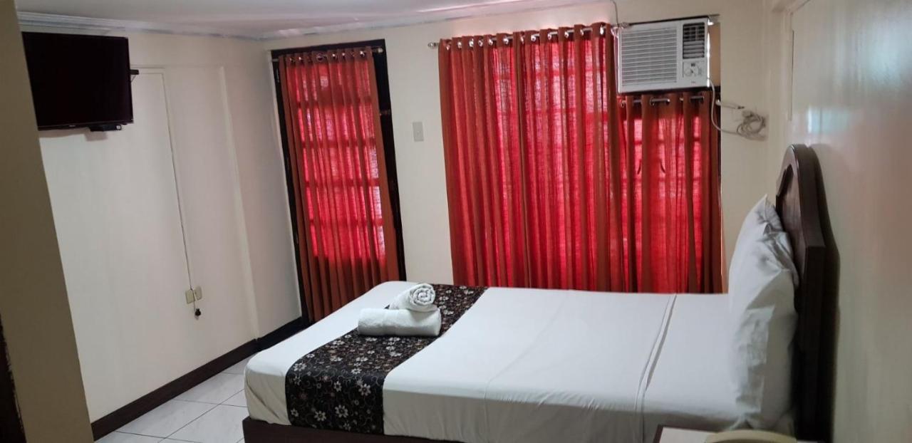 Grand Traveler Suite Inc Makati City Exterior photo